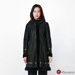 KeyWear奇威名品 低調奢華羊毛長大衣-黑色