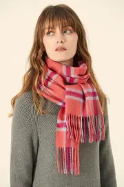 Checked Merino Wool Scarf Australia– Crafted From 90% Merino, 10% Alpaca, Rose Plaid