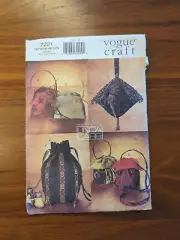 NEW Vogue 7221 Small Shaped Bags Sewing Pattern One Size UNCUT