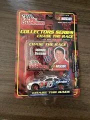 2001 Racing Champions #10 JOHNNY BENSON Chase the Race Collectors Series