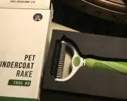 Shiny Pet ~ Pet Grooming Brush - 2 Sided Undercoat Rake for Cats & Dogs - Green