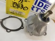 Toyota Corona HiLux Crown 3RC Water Pump w/o Fan Clutch ref 16103-40031 1965-69