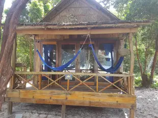 高榮聖洛伊姆生態度假住宿Koh Rong Sanloem Eco Retreat