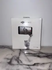 DJI OM 4 SE White Handheld 3-Axis Smartphone Gimbal Stabilizer With Grip Tripod