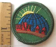 Retired Girl Scout 2002-2011 Junior WORLD IN MY COMMUNITY BADGE Globe City Patch