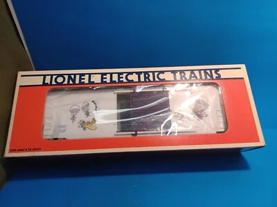 Lionel 6- 19261 1993 "O-027" gauge Perils of Mickey Hi-Cube Box car