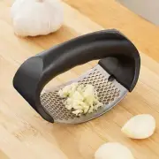 New Stainless Steel Crusher Manual Garlic/Ginger Press chopping Squeezer Tool