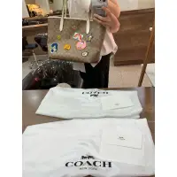 在飛比找蝦皮購物優惠-史奴比coach 托特包便宜賣