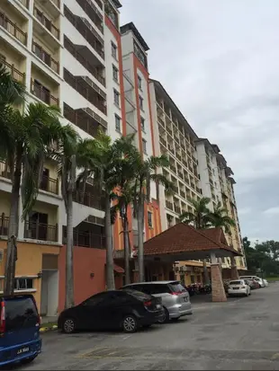 1 Bedroom Apartment Suria A Bukit Merah Laketown