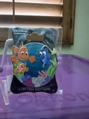 Disney WDI Imagineering D23 Pixar Finding Nemo Marlin & Dory pin