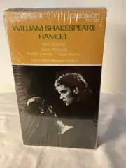 William Shakespeare Hamlet Vintage Box 1 & Box 2 4 Cassettes Each New