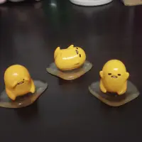 在飛比找蝦皮購物優惠-蛋黃哥 gudetama 扭蛋 不想上班 好懶 一次售