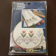 Vogart Floral Stamped for Embroidery Kitchen Towels Kit 8722A~NIP