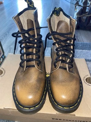 Dr Martens Air Wait Pascal Brit Lace Up Combat Boots 1460 Woman’s Size 9