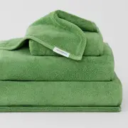 Sheridan Aven Towel Collection in Pea Size: Bath Sheet Material: Cotton @Sheridan Rewards