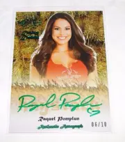 2015 Benchwarmer RAQUEL POMPLUN Daizy Dukez #47 HAYSTACK Green Auto/10 PLAYBOY