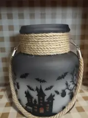 Yankee Candle Halloween HAUNTED HOUSE Crackle Glass Hurricane Lantern Jar Holder