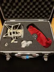 SHURE KSM44A CONDENSOR MICROPHONE NEW IN BOX