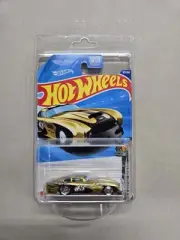 Hot Wheels 2025 Super Treasure Hunt ASTON MARTIN DB4GT W/protector