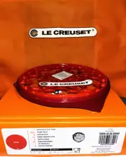 NIB LE CREUSET Deluxe Enameled ROUND 9" CAST IRON TRIVET Cerise Red