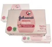 Johnson's Blossoms Baby Soaps Moisturizer Mild Gentle Soft Skin Dye Free 3.5 oz