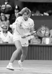 Steffi Graf Of West Germany Returns The Ball V Martina Navratilova 1988 Photo 1