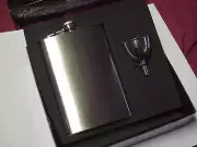 8oz Stainless Steel Flask Whiskey Flask Stainless Steel Hip Flask w/Funnel