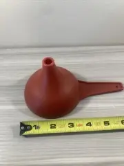Tupperware Large Funnel Fill Oil Bottles Shakers Burnt Red Kiss Shape New!