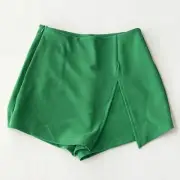 NEW Shein Women’s SIZE XS Green Split Skirt Front Skort Shorts Side Zipper