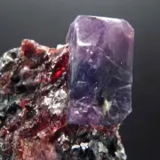 CORUNDUM var. SAPHIRE Zazafotsy, Fianarantsoa - MADAGASKAR AY12