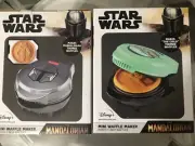 Star Wars Mandalorian The Child Grogu & The Mandalorian 4” Mini Waffle Maker NEW
