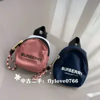 在飛比找Yahoo!奇摩拍賣優惠-中古二手 BURBERRY 博柏利 粉色小書包/零錢包掛飾/