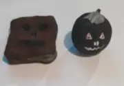 Halloween Art Lot Evil Dead Book & Stoned Pumpkin Signed Miniature Sculptures LB