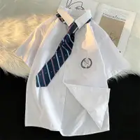 在飛比找ETMall東森購物網優惠-DK學院風男生白色休閑五分袖刺繡