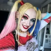 Creamily Harley Quinn Wig - Suicide Squad Harley Quinn Wig for Women, Long Pink and Blue Wigs, Long wavy Curly Cosplay Hair, Synthetic Pink and Blue Curly Colorful Hair Halloween Daily Party Use