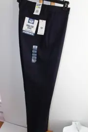 Dockers Men's Pants Size Waist 36 Length 34 NWT NEW Navy Signature Khaki