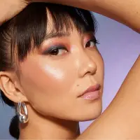 在飛比找Yahoo!奇摩拍賣優惠-Urban decay 眼影盤 Naked Cyber 內附