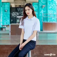 在飛比找momo購物網優惠-【Hang Ten】女裝-韓國同步款-短版左胸刺綉休閑短袖P