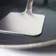 【翻面神器】平底鍋專用 304不鏽鋼煎鏟30cm 台灣製 (5折)