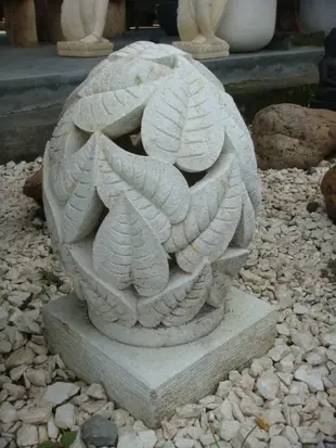 峇里島~砂岩石雕燈