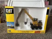 Norscot CAT W345B Series II Material Handler w/ Work Tools Yellow 1:50 Good Box