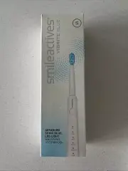 NEW Smileactives Vibrite Sonic Power Electric Toothbrush Sonic Blue Light Charge