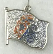 LARGE VTG NYWF NEW YORK WORLDS FAIR 1964 1965 STERLING SILVER FLAG CHARM