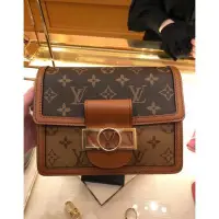 在飛比找Yahoo!奇摩拍賣優惠-LV LOUIS VUITTON DAUPHINE MINI