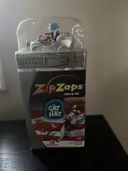 2003 Radio Shack Cat In The Hat Zipzaps Micro RC NIP