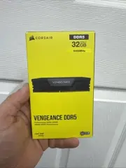 Corsair VENGEANCE® 32GB (2x16GB) DDR5 DRAM 6400MT/s CL36 - CMK32GX5M2B6400C36