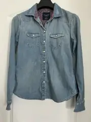 American Eagle Outfitters Womens button up shirt light washed blue denim size S