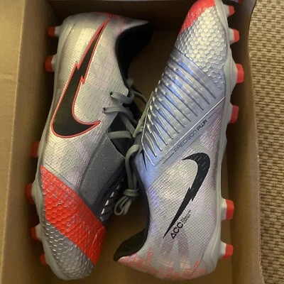 Size 6Y Nike Phantom Venom Elite FG GS Grey Crimson AO0401-906
