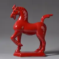 在飛比找蝦皮購物優惠-陶瓷馬擺件唐三彩小紅馬家居裝飾工藝品馬到成功青龍馬紅色招財馬