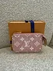 Louis Vuitton Pochette Cles Damier Azur